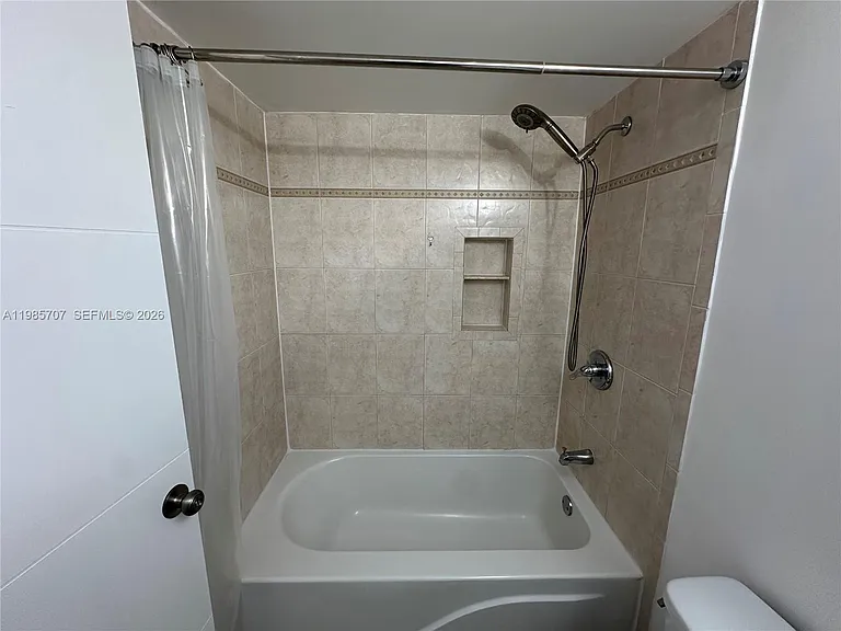 10900 SW 104th St #322 — Photo 16