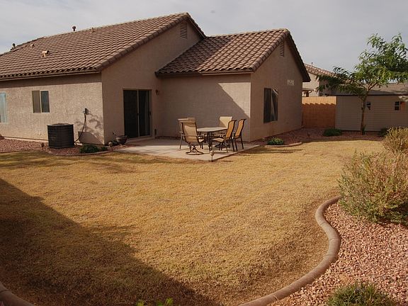 Spacious back yard