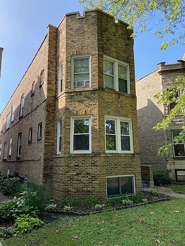 1st image of 1907 W Waveland Ave #1