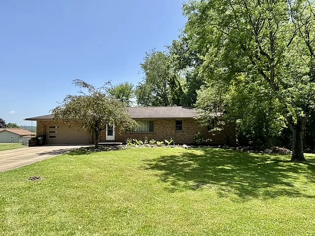 1534 Jones Ave — Photo 1