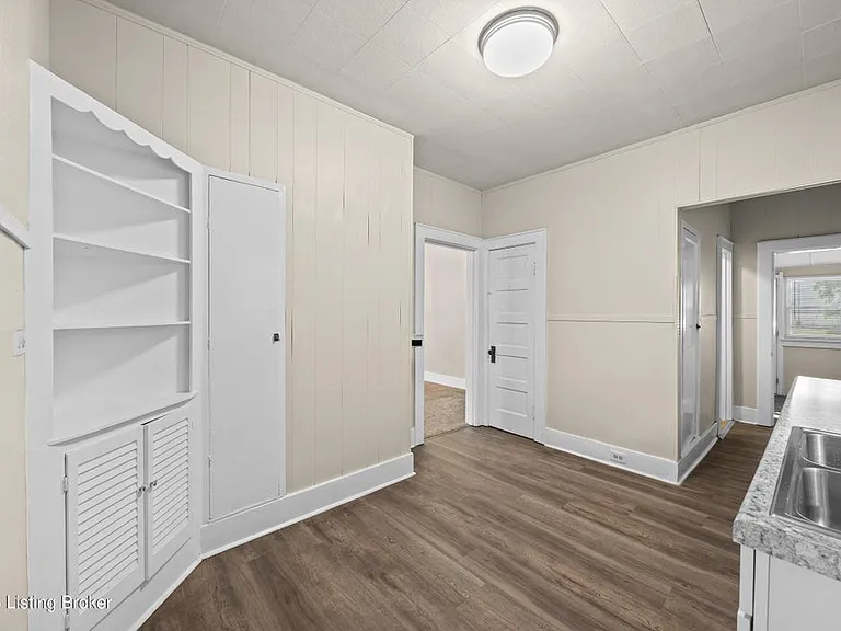 3129 Taylor Blvd — Photo 9
