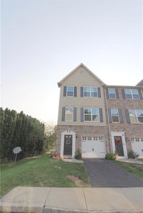 1529 Brookstone Pl, Hellertown, PA, 18055
