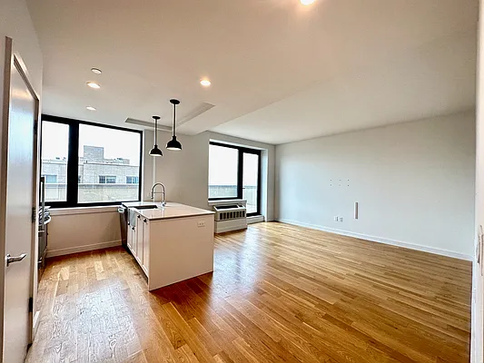 Rented by Zjama Realty Corp | media 23