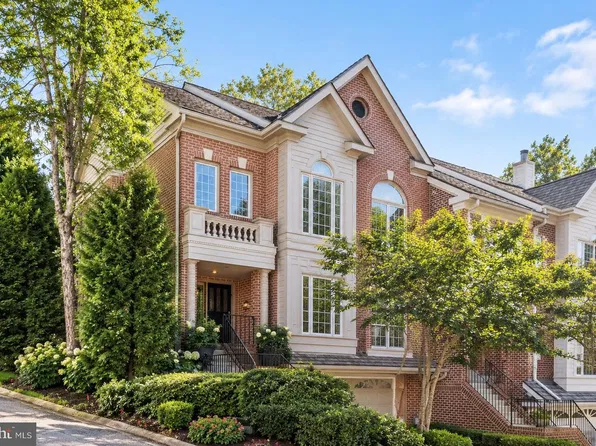 5807 Madaket Rd, Bethesda, MD 20816