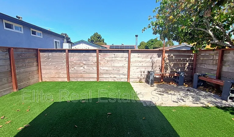 6375 Osler St — Photo 19