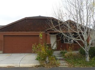 527 NE Apache Cir, Redmond, OR 97756