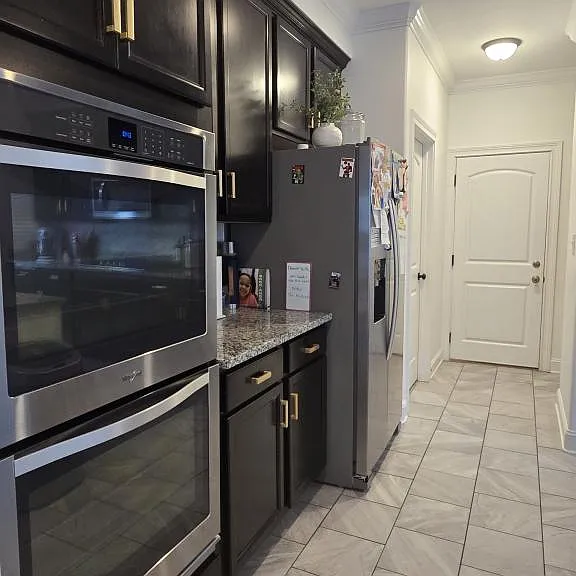 425 Veronica Ct — Photo 11