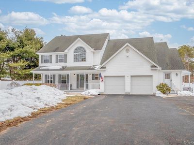 47 Cobblestone Drive, Shoreham, NY, 11786