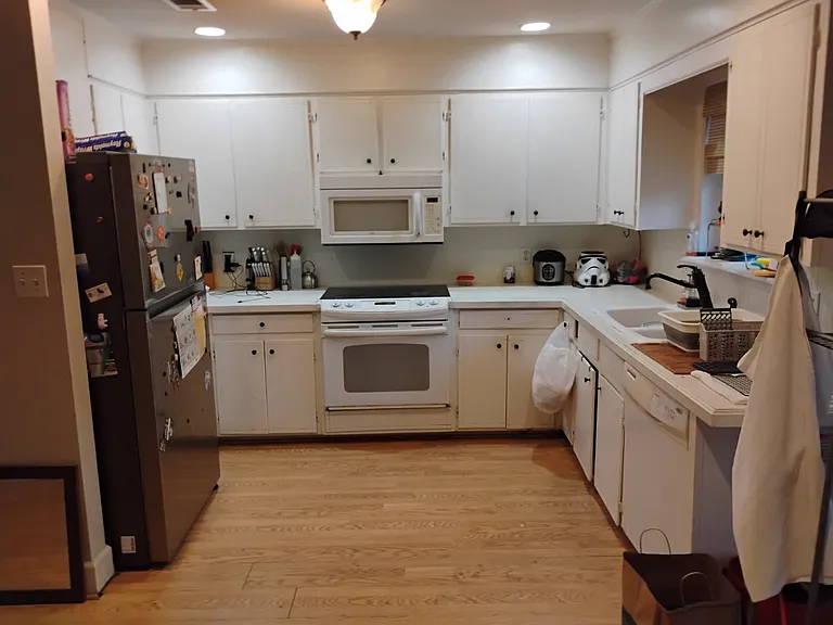 Charter Oaks Dr — Photo 5