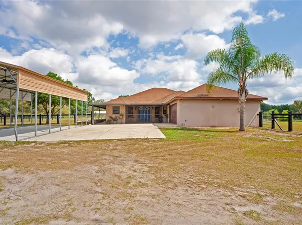 39427 Comstock Ln, Zephyrhills, FL 33540