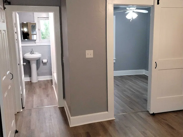 829 N Oleander Ave — Photo 12