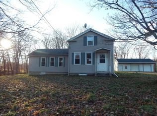 9312 Gifford Rd, Amherst, OH 44001