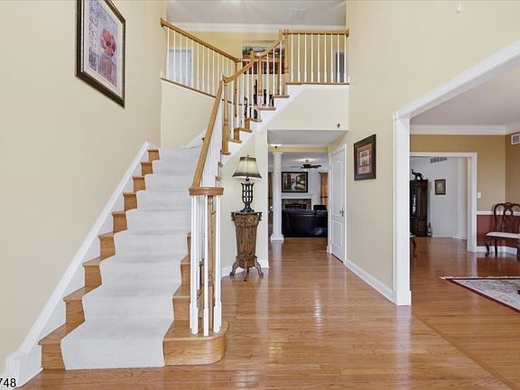 2nd image of 1 Beehive Ln
