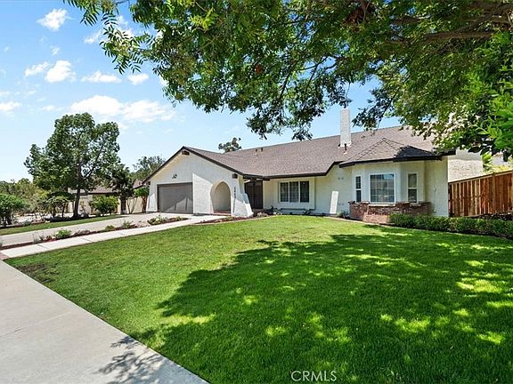 2nd image of 2463 Falling Oak Dr
