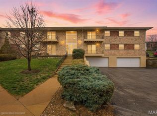 10387 Forest Brook Ln APT F, Saint Louis, MO 63146