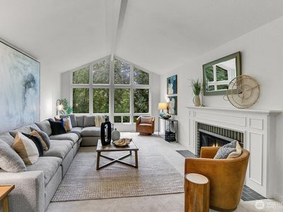 8817 NE 124th Street, Kirkland, WA, 98034