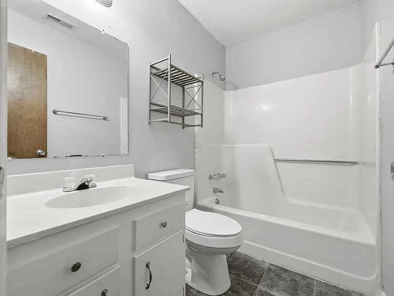 406 Cedar Creek Dr — Photo 7