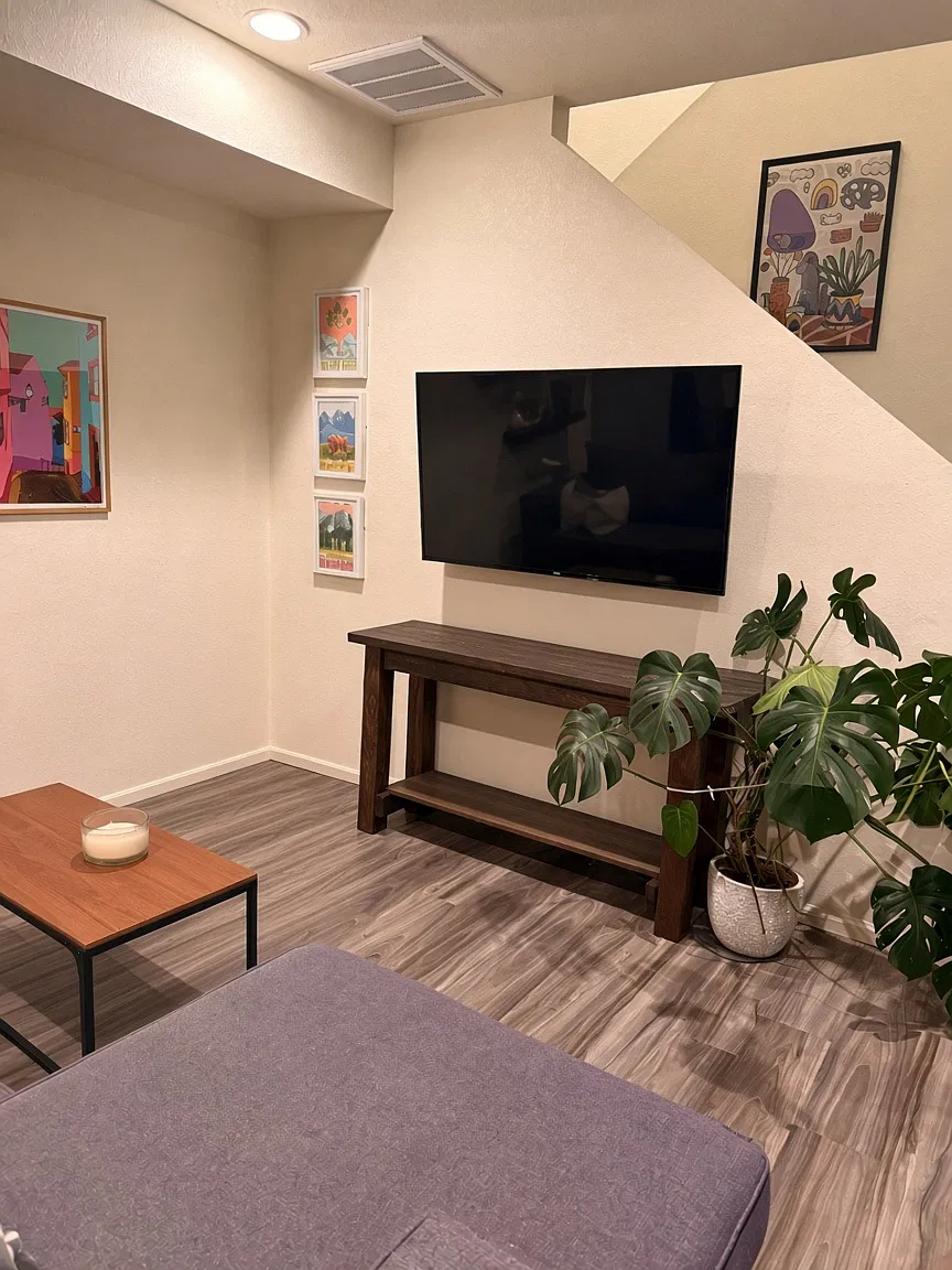 3 bed, 2.5 bath, 1562 sqft, $3,600 — Photo 3