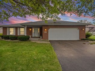 18449 Holland Rd, Lansing, IL 60438