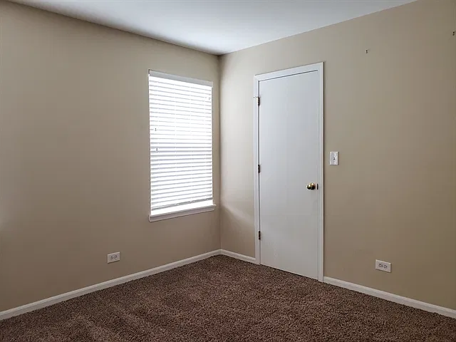 2108 Primrose Dr — Photo 13