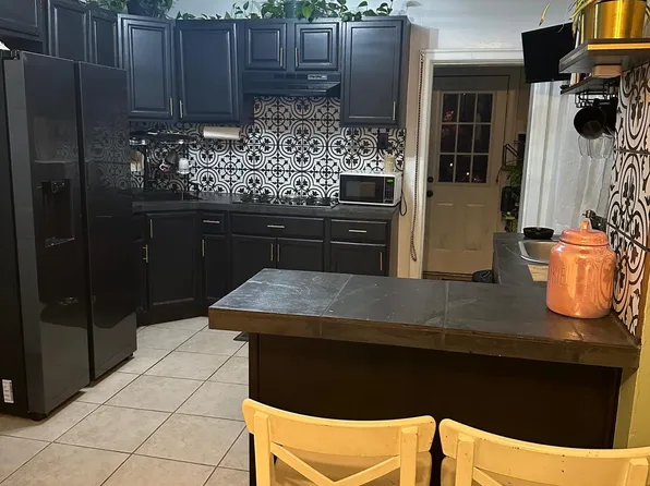328 E Rockland St, Philadelphia, PA 19120