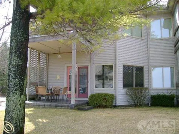 5678 N Us Highway 23 APT 11, Oscoda, MI 48750