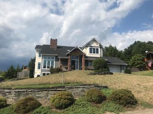 12 King Point Cir S, Owego, NY