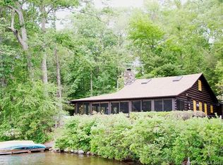 126 Camp Workcoeman Rd, New Hartford, CT 06057