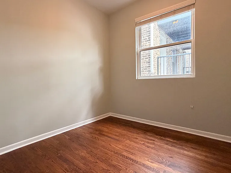 1031 N Paulina St #CH2 — Photo 12