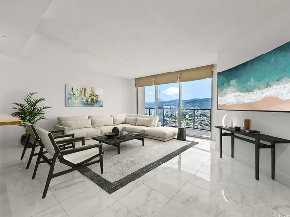 1837 Kalakaua Ave APT 3308, Honolulu, HI 96815