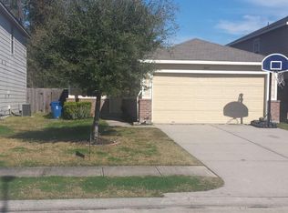 9227 Shaded Pines Dr, Humble, TX 77396