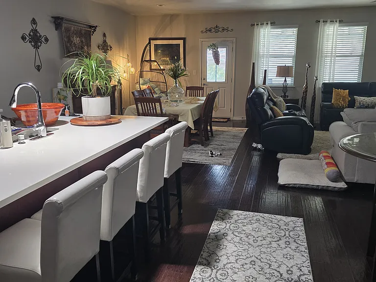 6073 Malta Cir — Photo 2