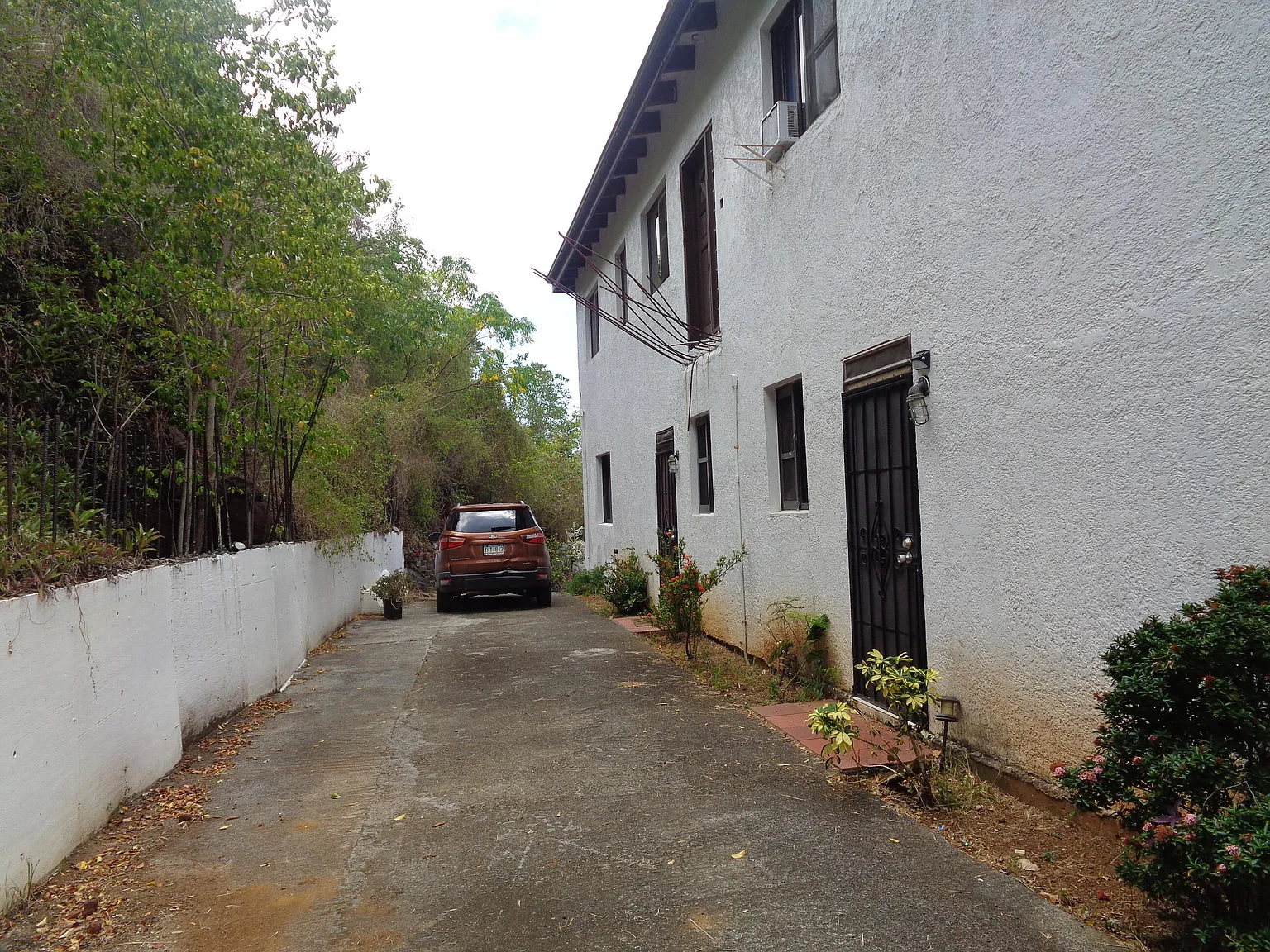 2 bed, $1,700 — Photo 2