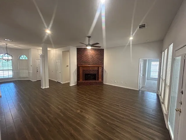 748 Summerfield Dr — Photo 6