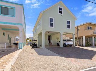 225 Normandy Dr, Tavernier, FL 33070