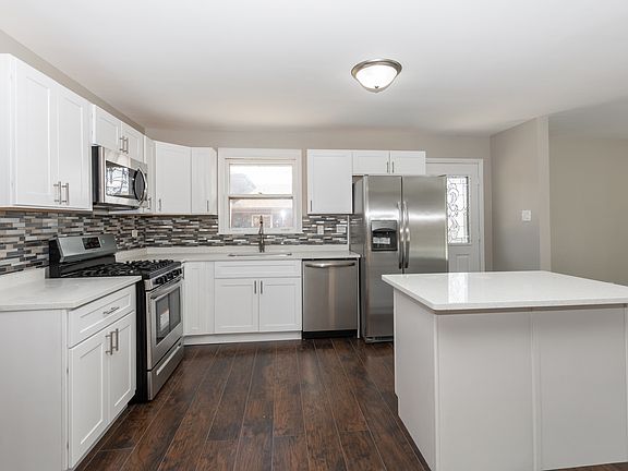 5th image of 4150 Cedarwood Ln