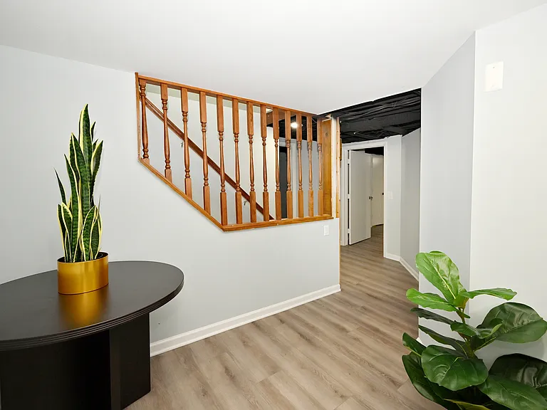 Basement (Entire basement is exclusive for unit 1)