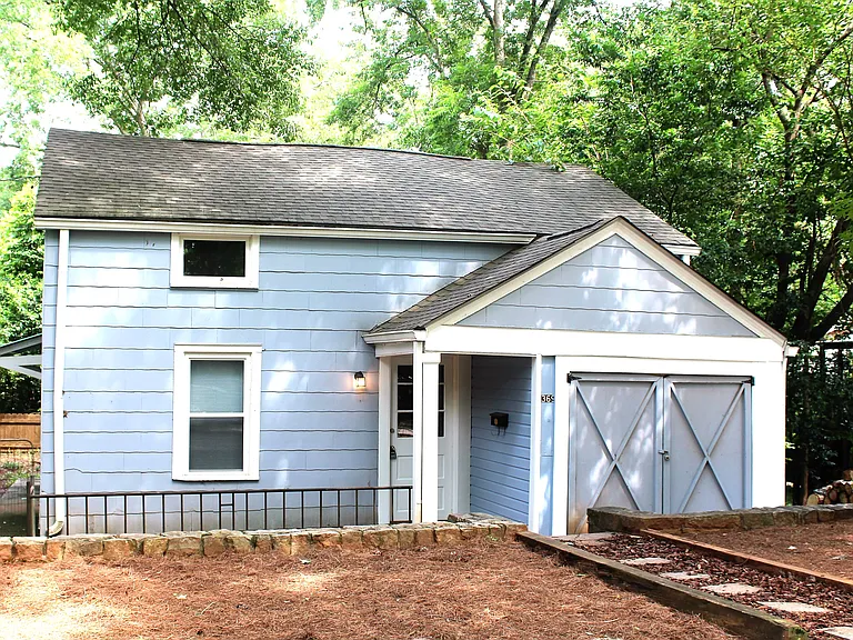 369 Sterling St NE — Photo 1