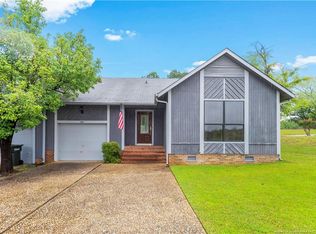 1500 Londonderry Pl, Fayetteville, NC 28301