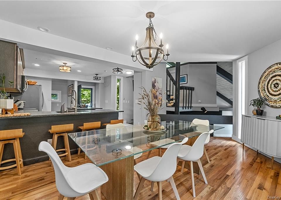 642 Minisink Turnpike, Pt Jervis, NY 12771 Zillow