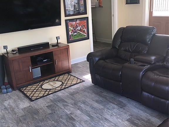 3rd image of 315 82nd Ave