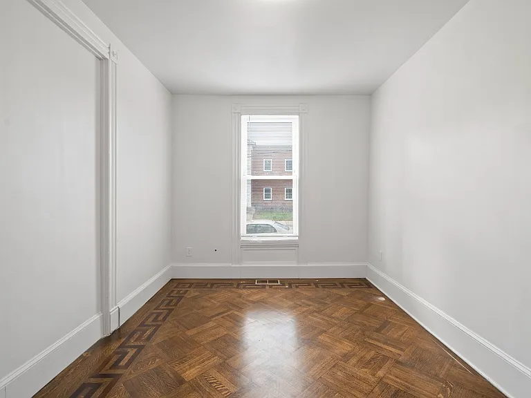 455 George St — Photo 6
