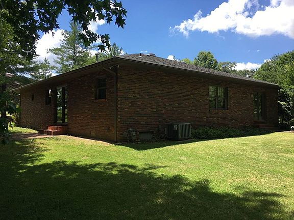 2nd image of 11031 Goldridge Dr