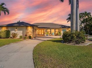 5205 Tiffany Ct, Cape Coral, FL 33904