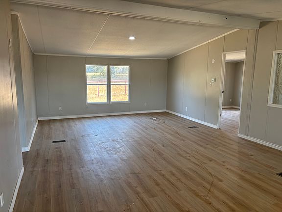 5th image of 7431 Grubbs Rd
