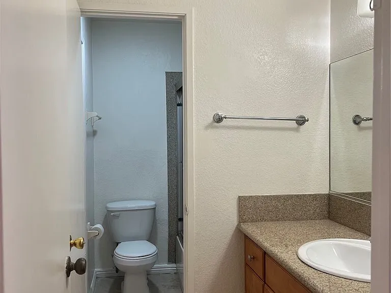 238 Hillcrest Dr — Photo 21