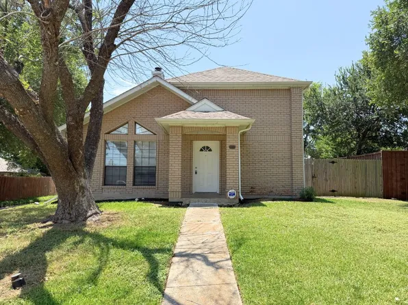 4910 Kelso Ln, Garland, TX 75043