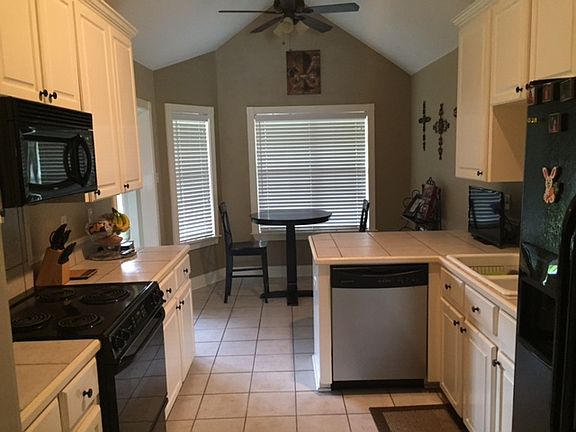 4th image of 109 Twin Lakes Dr