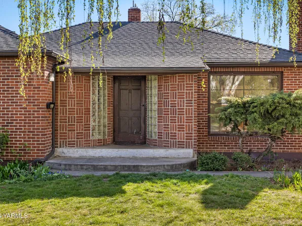 611 S 23rd Ave, Yakima, WA 98902