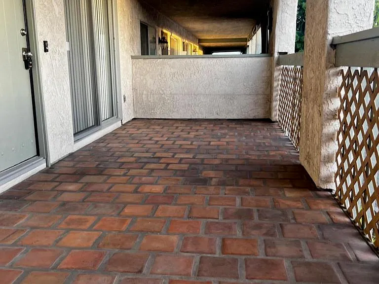 1132 E Meta St #5 — Photo 4